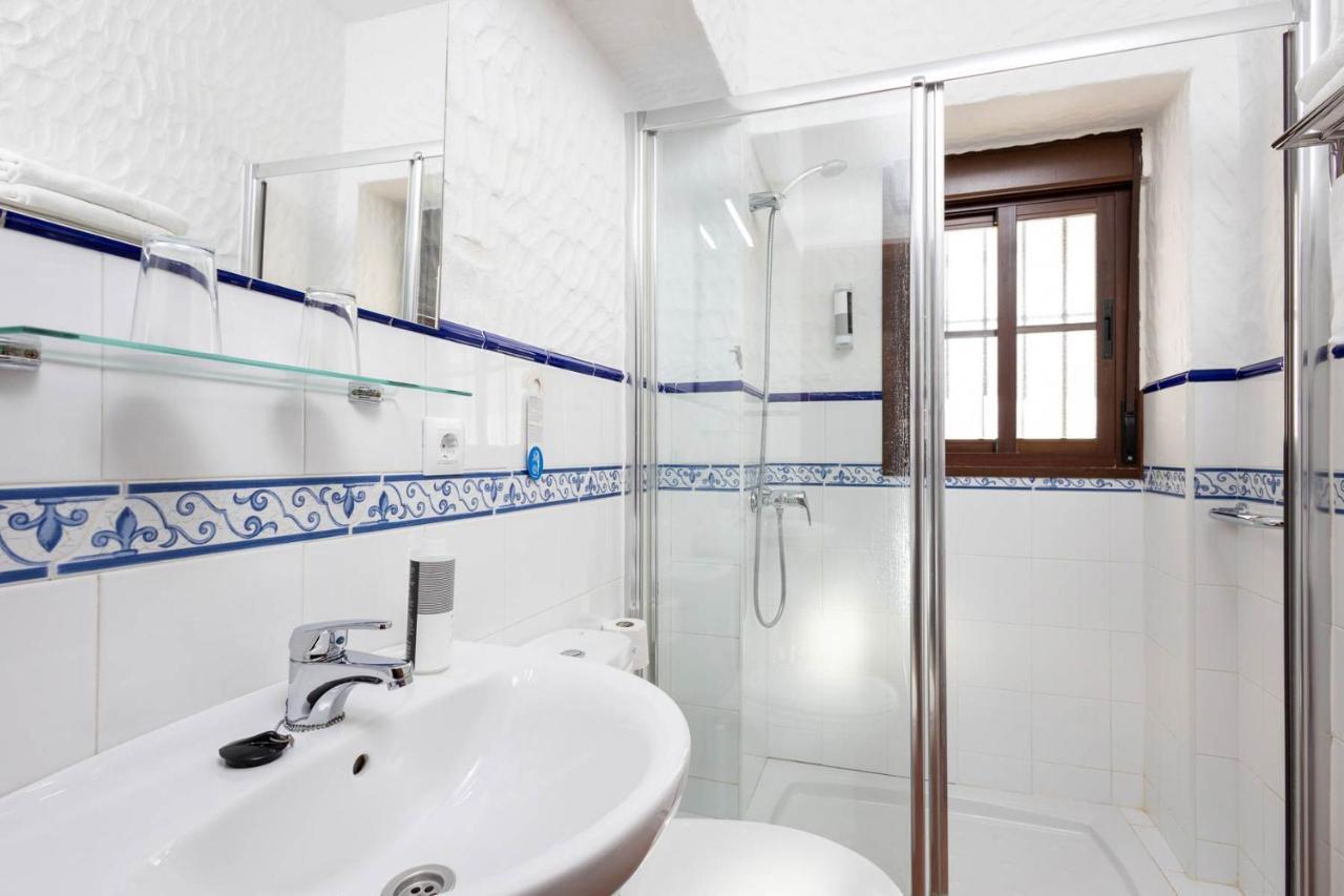 Tugasa Hotel Y Casas Rurales La Posada Villaluenga Del Rosario Εξωτερικό φωτογραφία