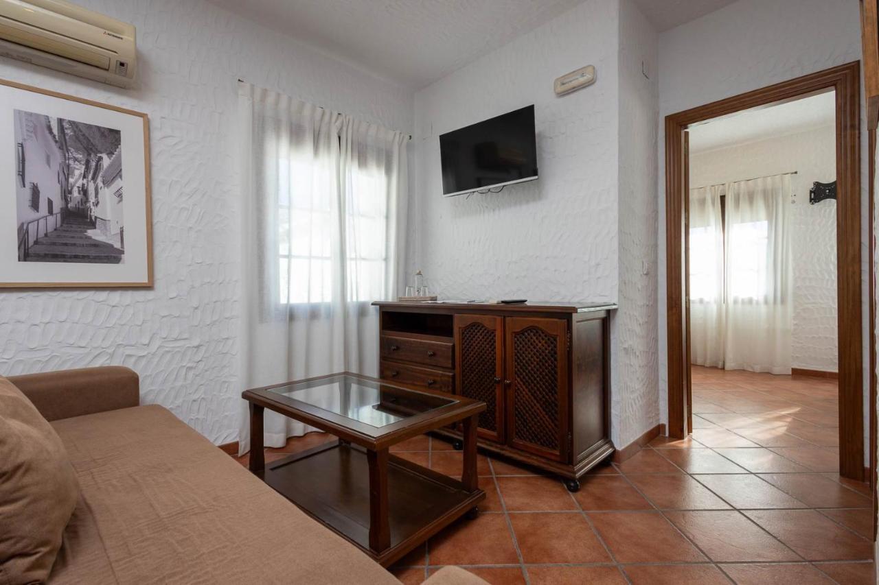 Tugasa Hotel Y Casas Rurales La Posada Villaluenga Del Rosario Εξωτερικό φωτογραφία